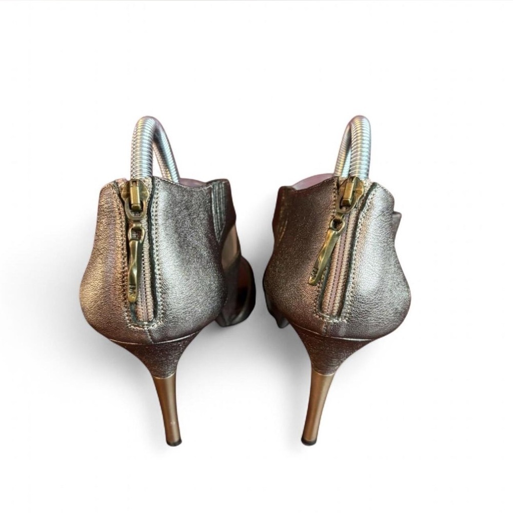 DVF Diane von Furstenberg Metallic Heels 8M Wide Strap Criss Cross Sandals Italy - Picture 4 of 8
